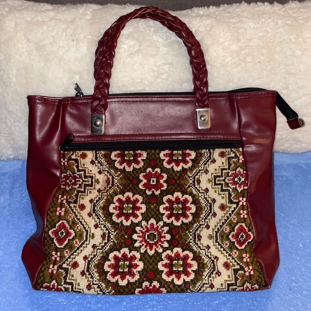 Vintage 1950’s Sweden Embroidered handbag.